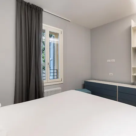 Caldarese With Balcony By Wonderful Italy