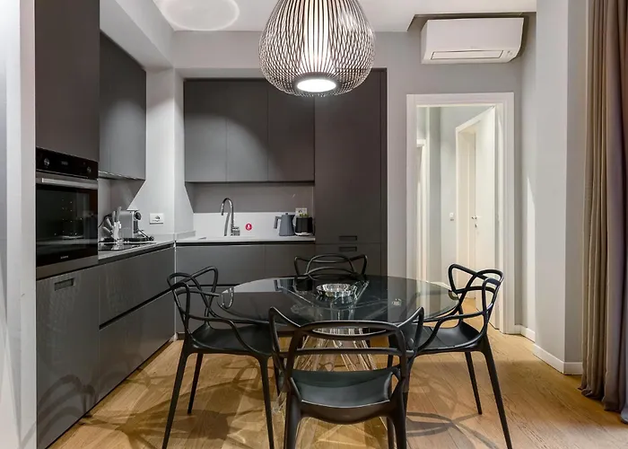 Caldarese With Balcony By Wonderful Italy