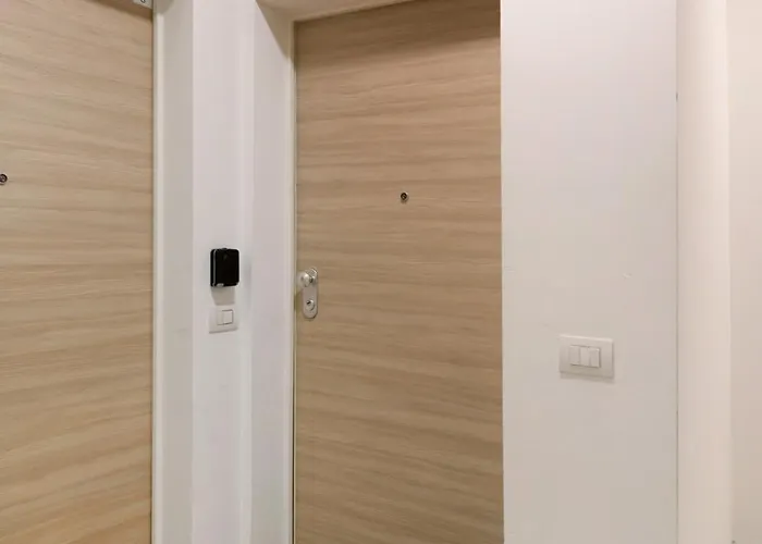 Caldarese With Balcony By Wonderful Italy بولونيا