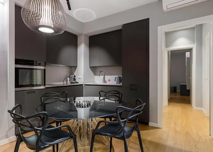 Caldarese With Balcony By Wonderful Italy * بولونيا