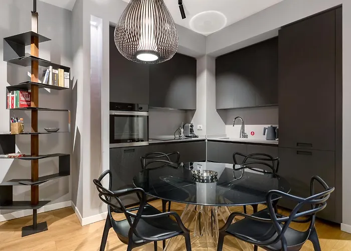 Caldarese With Balcony By Wonderful Italy